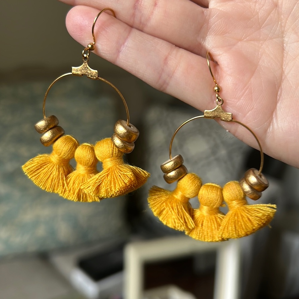 REB-L Creative gold tassel hanging hoop earrings